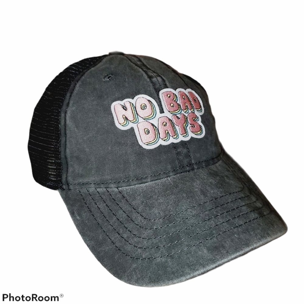 NEW Time and Tru Black "No Bad Days" Adjustable Cap